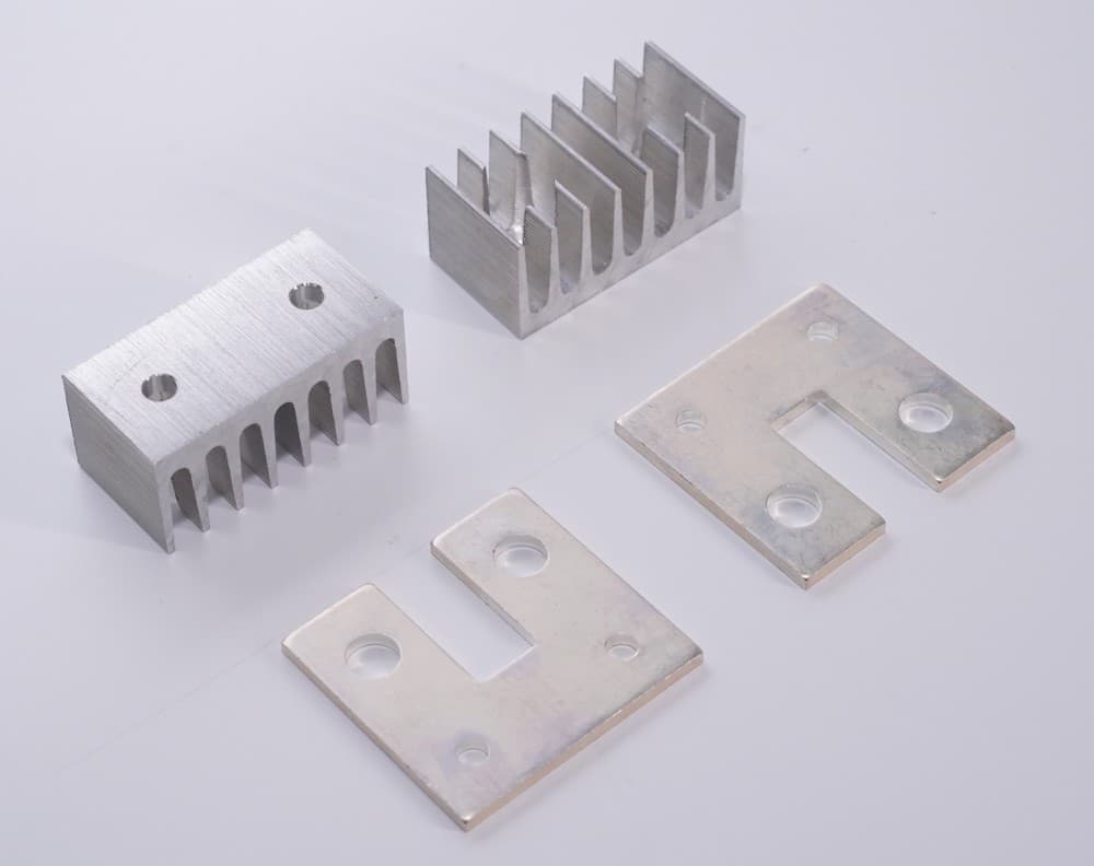 ШИНА ПОДКЛЮЧЕНИЯ DC ДЛЯ SD160 3P/4P